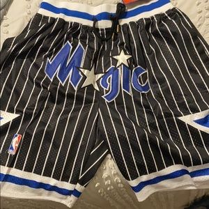 Orlando Magic Basketball shorts Men’s Large